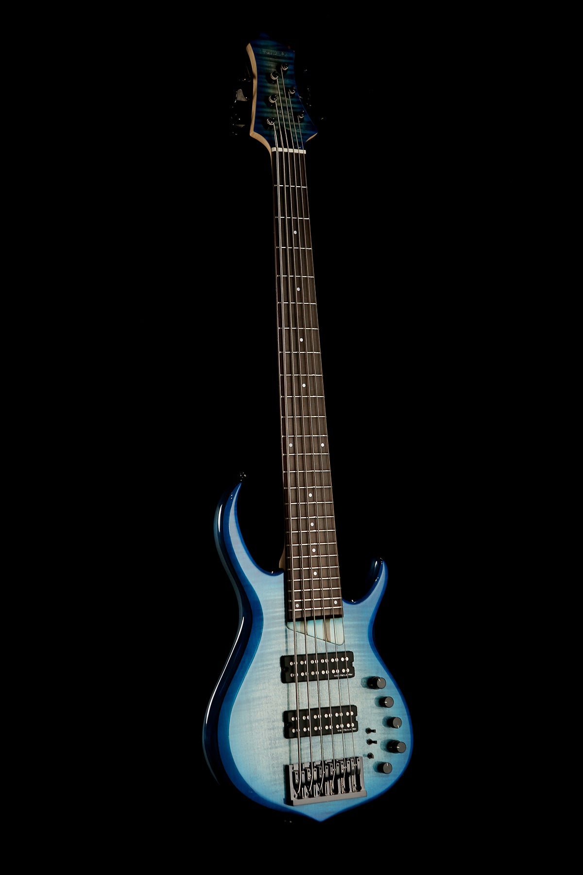 Sire Marcus Miller M7 6 string